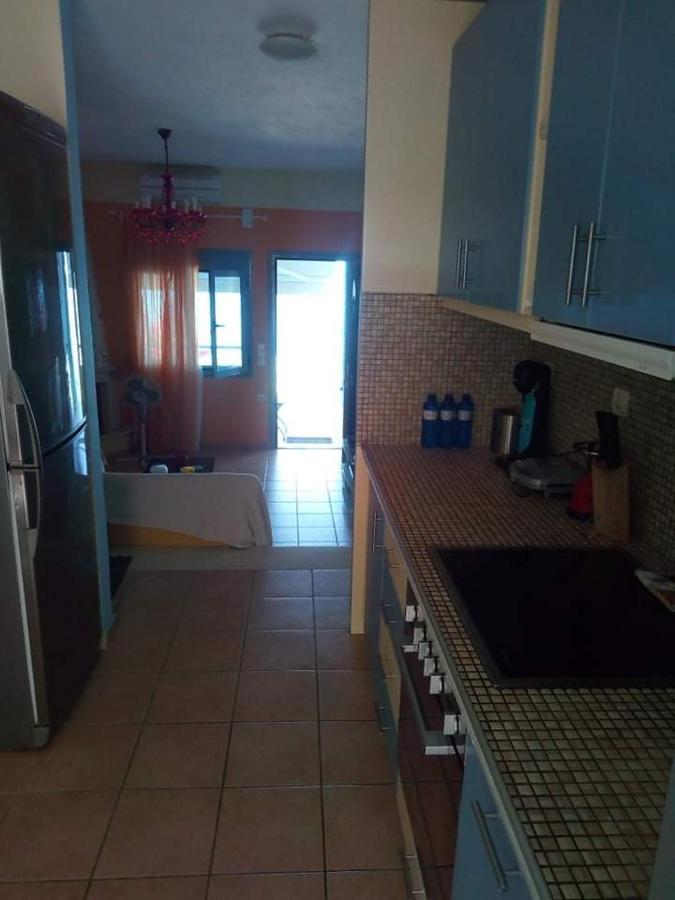 Whole Apartment In Loutsa With Amazing View Exterior foto